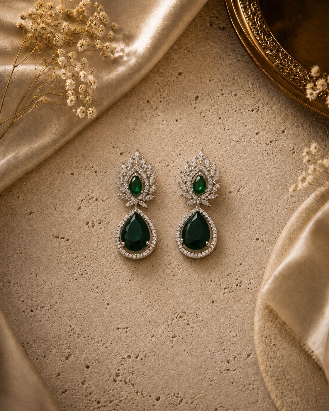 Serene Green Earrings