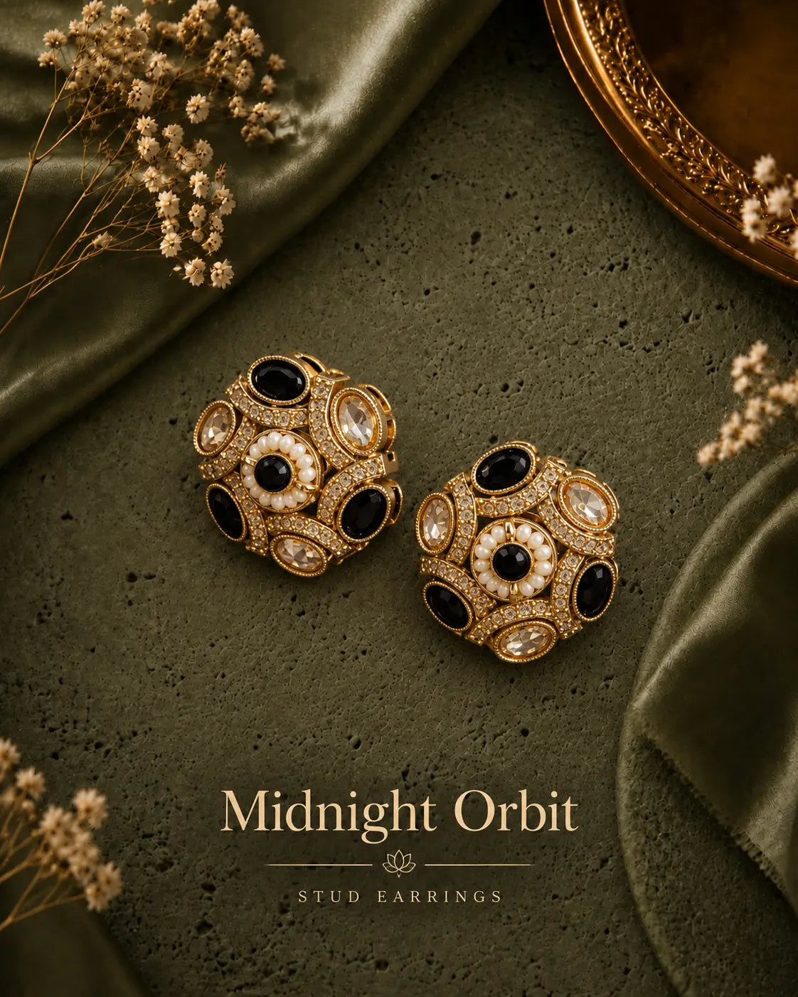 Midnight orbit Ear rings