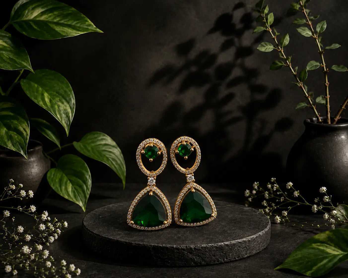 EMERALD AURA EAR RINGS