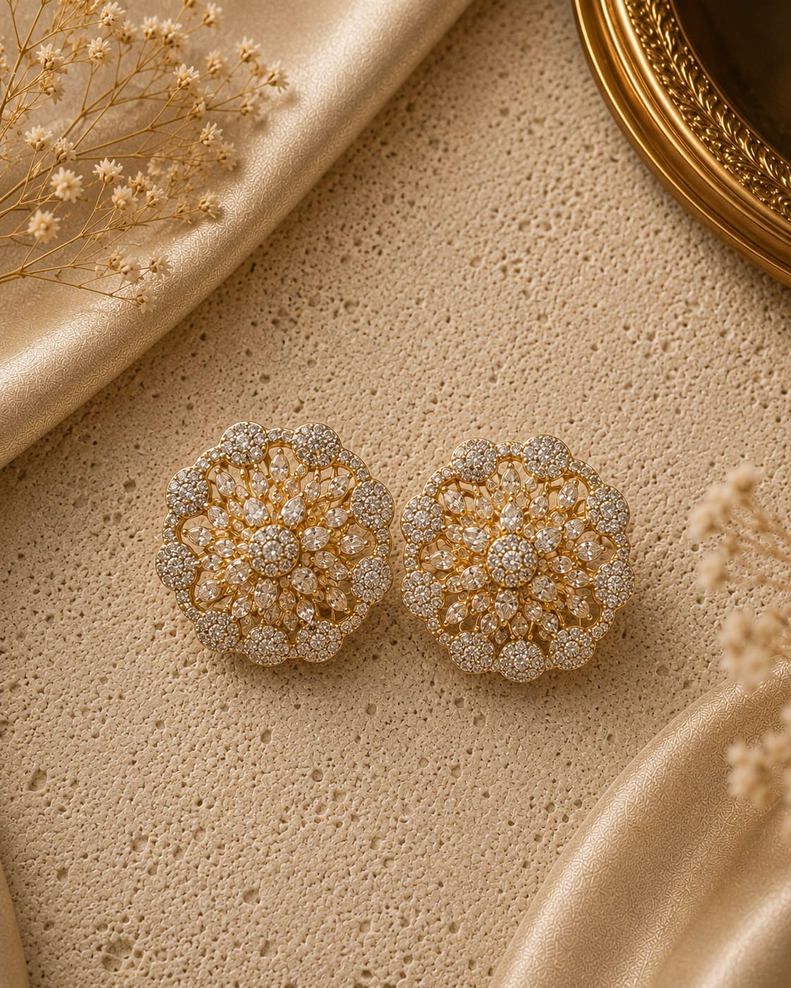 Noor Studs